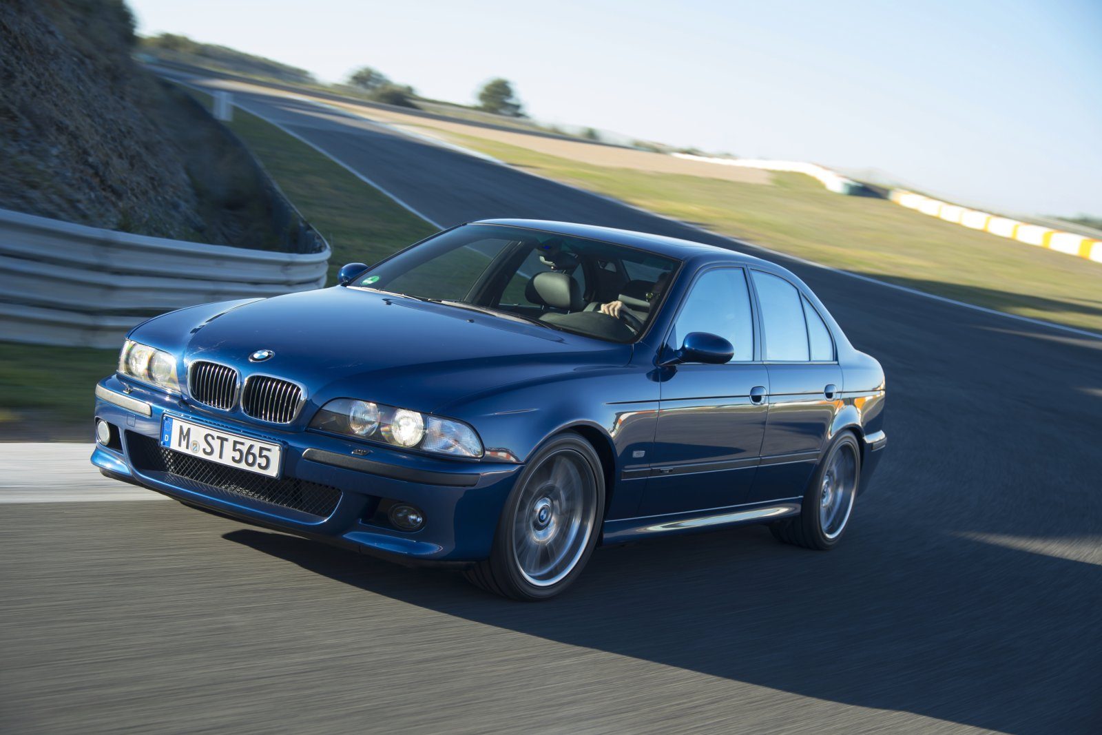 BMW-M5-E39