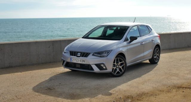 seat-ibiza-cesta-do-barcelony-n