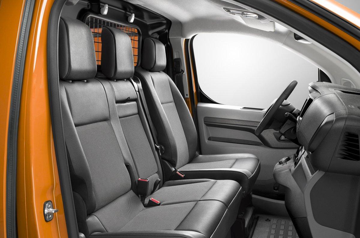 2019-PSA-Opel-Vivaro- (7)