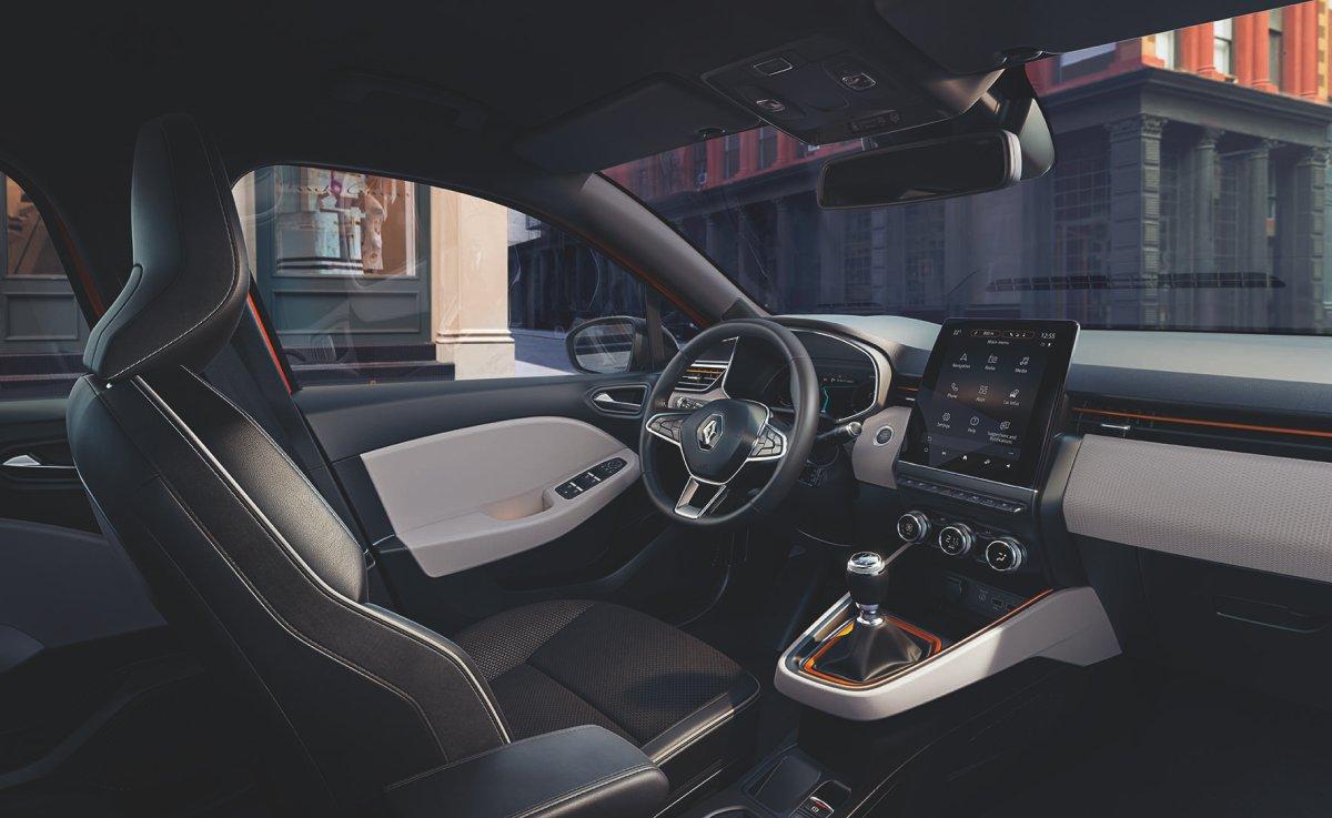 2019-Renault-Clio-Intens-interier- (3)