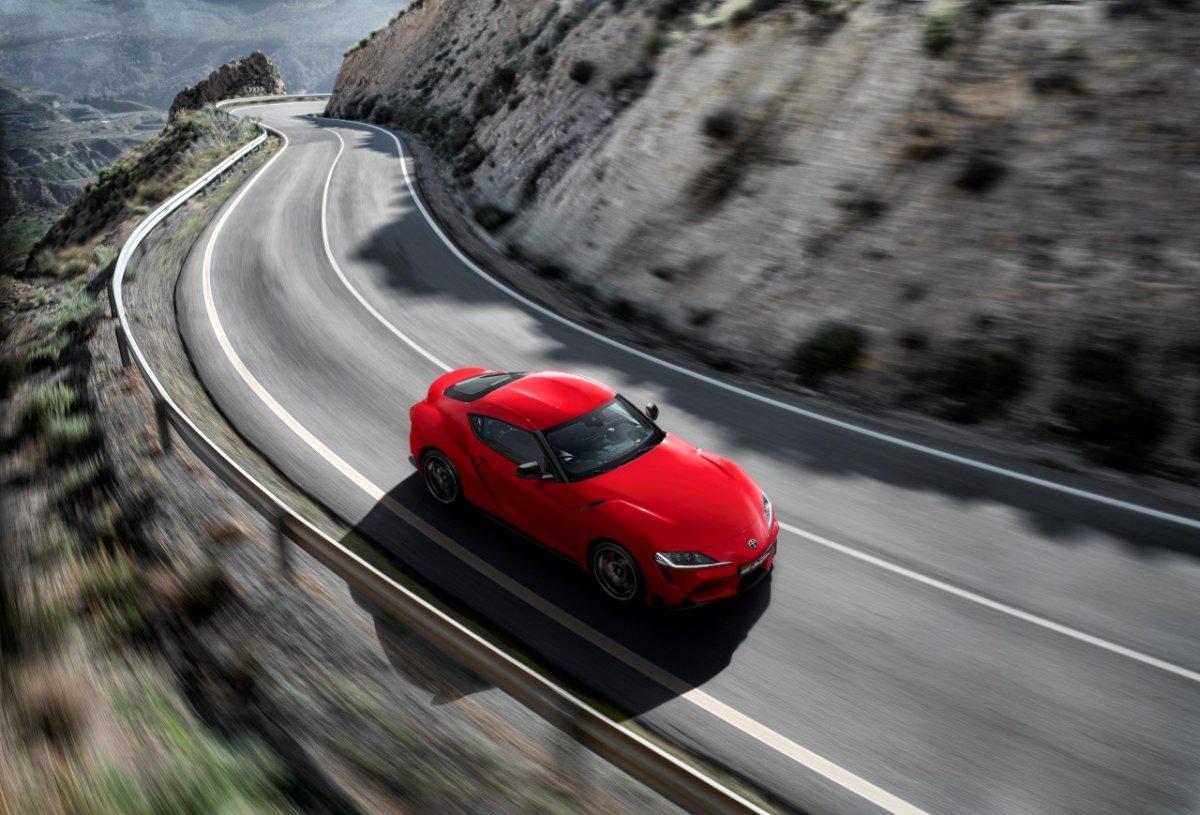 2020-Toyota-Supra-Red- (8)