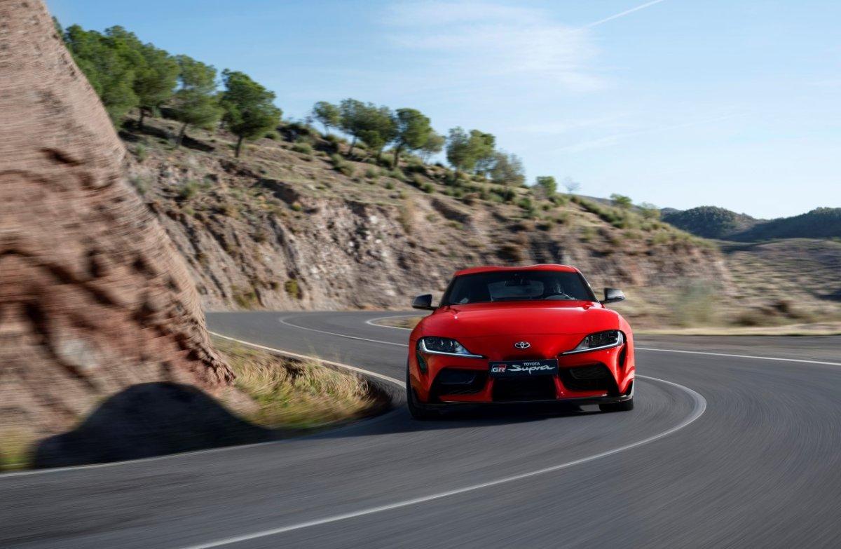 2020-Toyota-Supra-Red- (9)