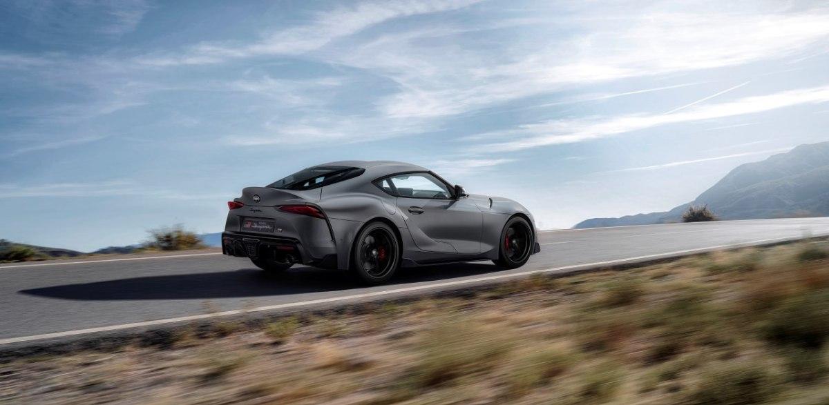 2020-Toyota-Supra-seda- (13)