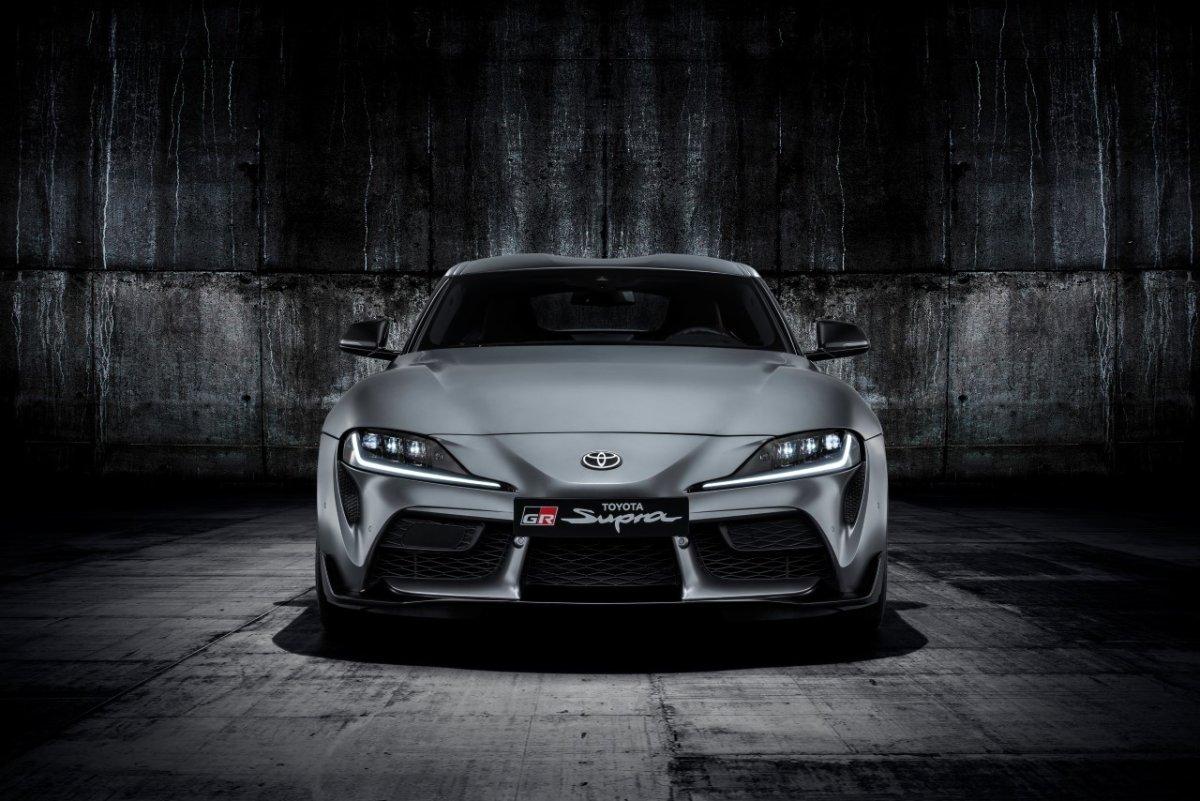 2020-Toyota-Supra-seda- (3)