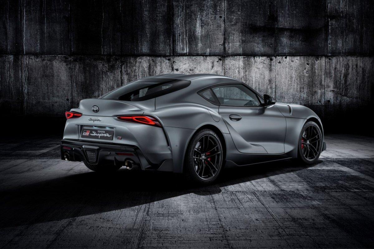 2020-Toyota-Supra-seda- (6)