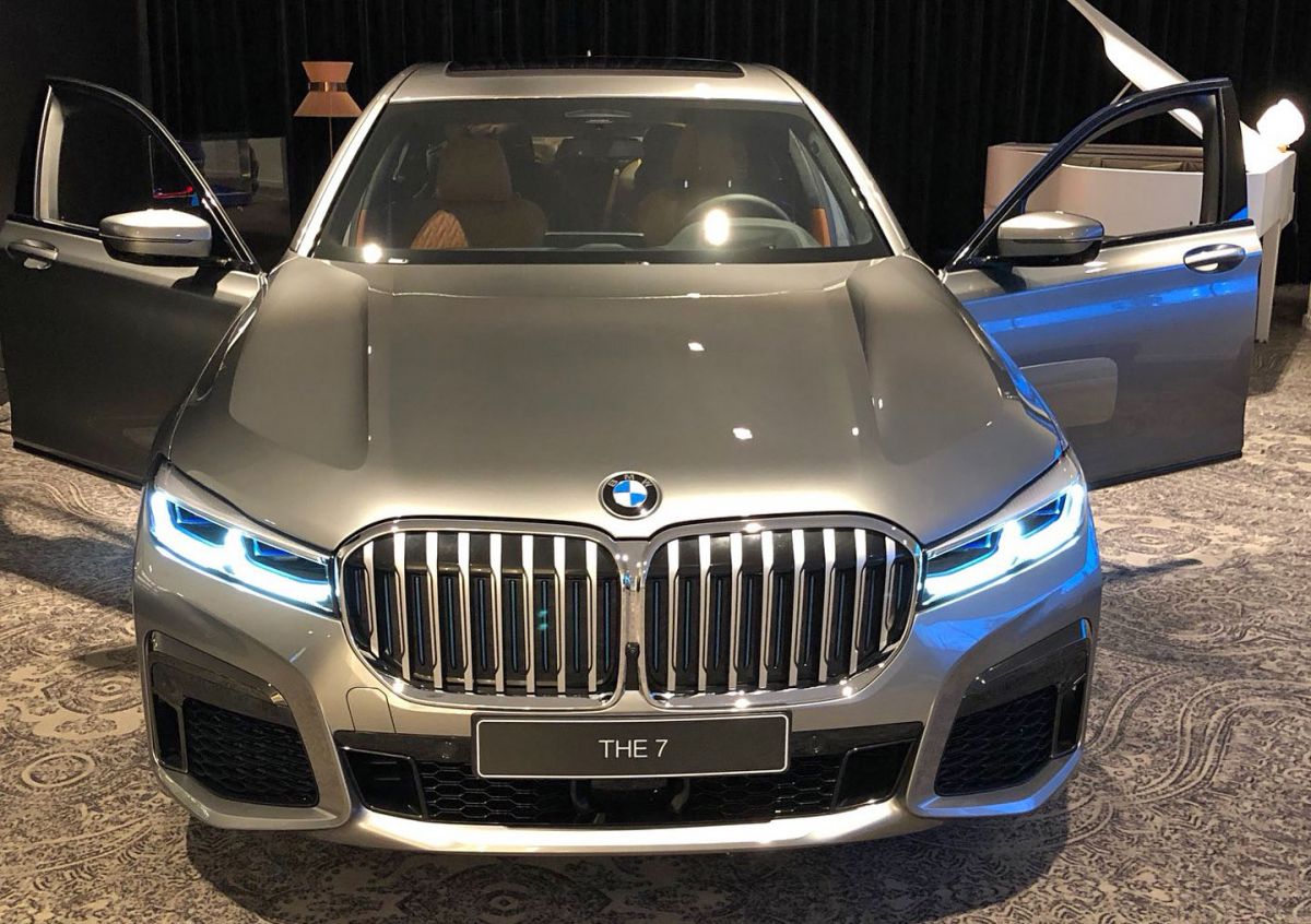 facelift-2020-bmw-rady-7-unik-fotek- (2)