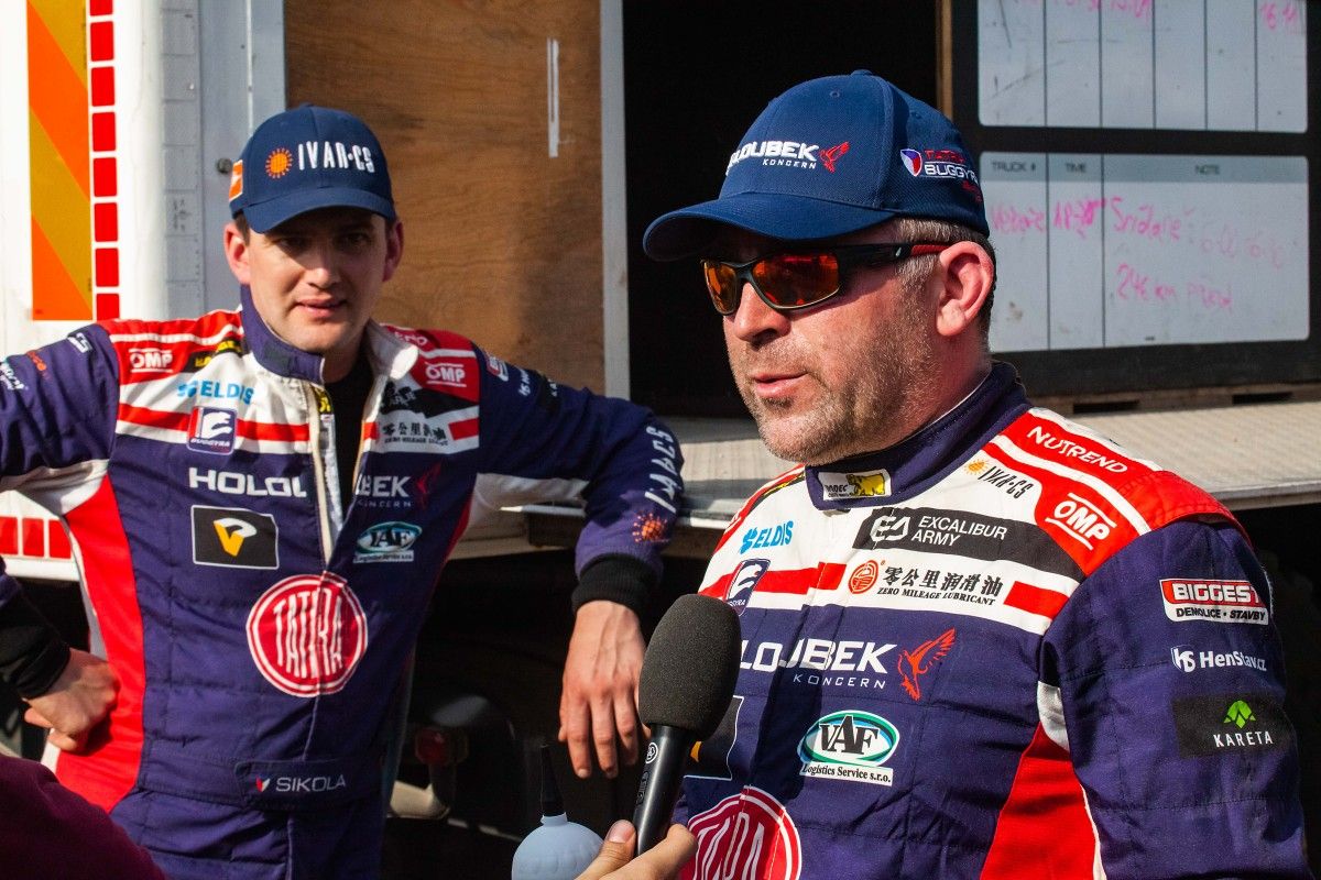rallye-dakar-2019-buggyra-po-1-etape- (1)