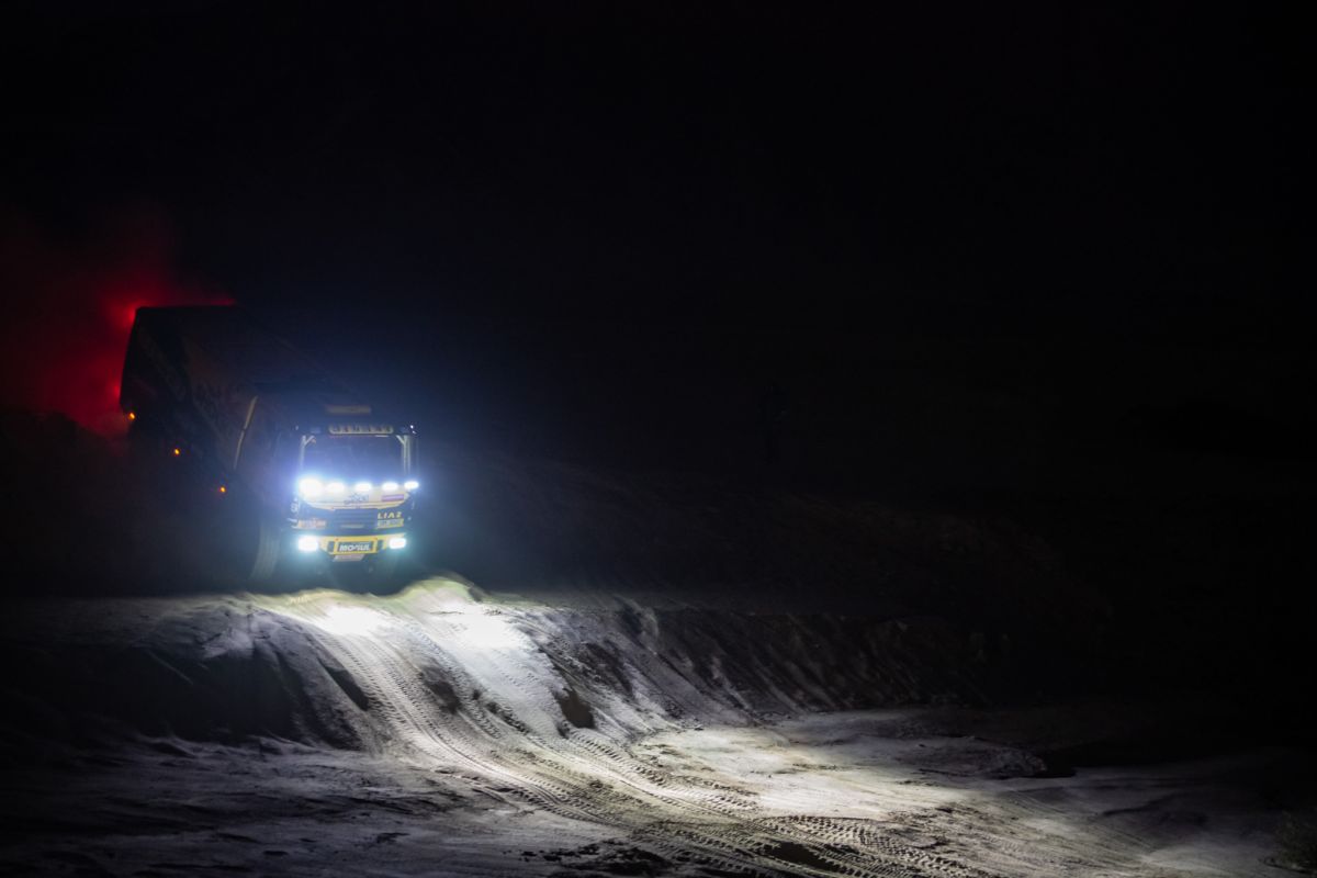 rallye-dakar-2019-po-6-etape-martin-macik- (6)