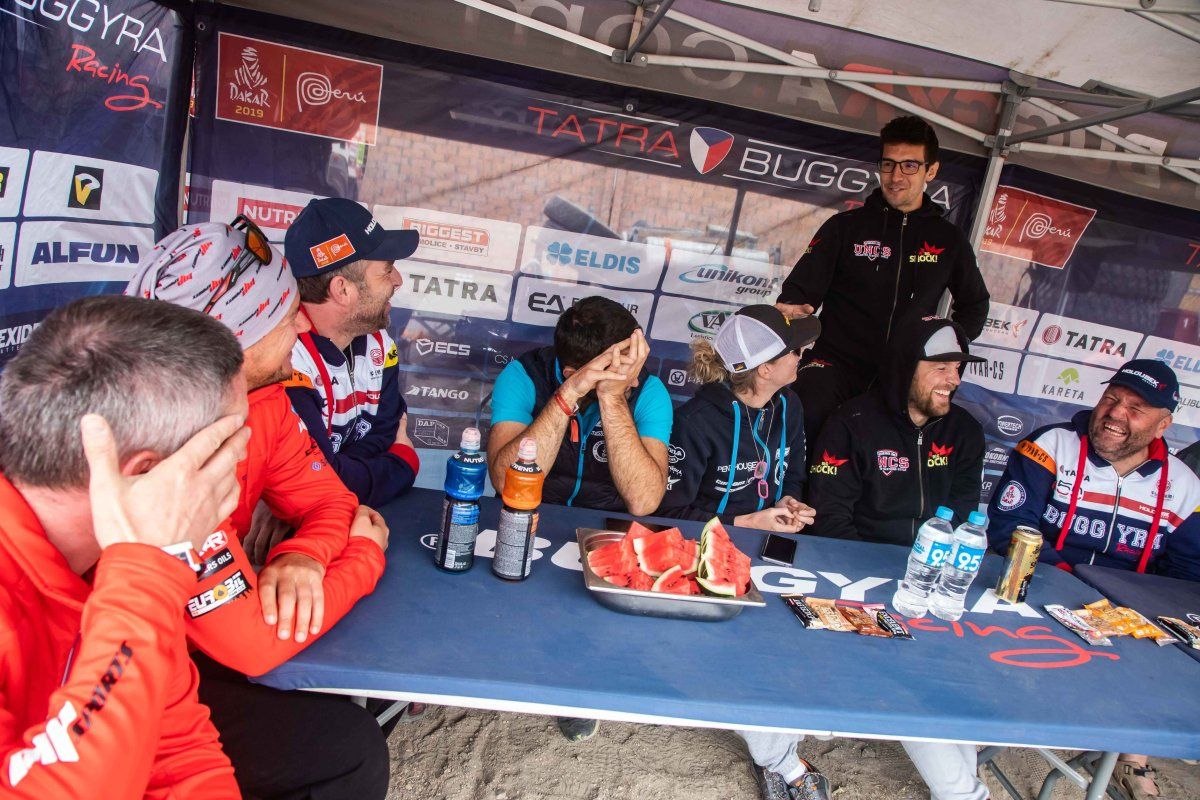 rallye-dakar-2019-po-volnem-dnu-tatra-buggyra-racing- (7)