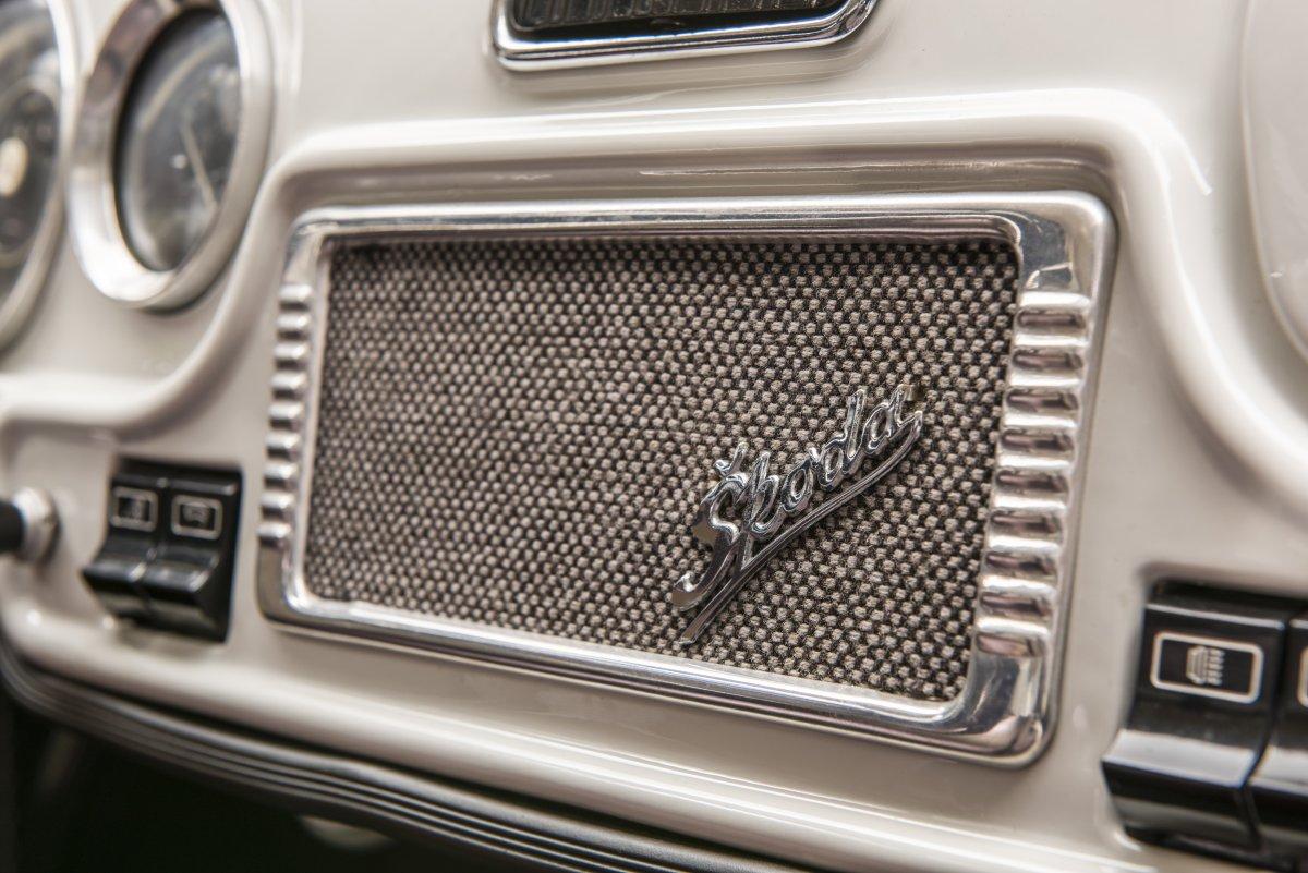 skoda-octavia-slavi-60-let-foto-coupe- (3)