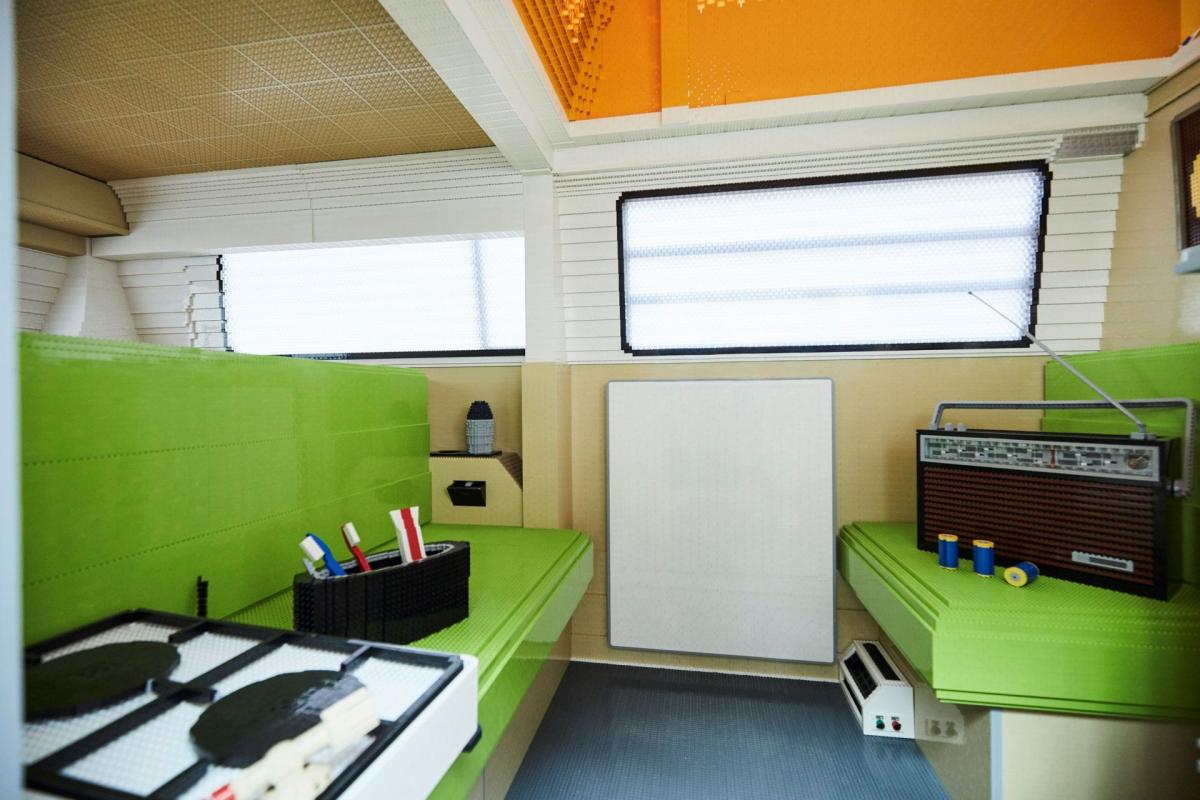 lego-volkswagen-transporter-t2- (5)