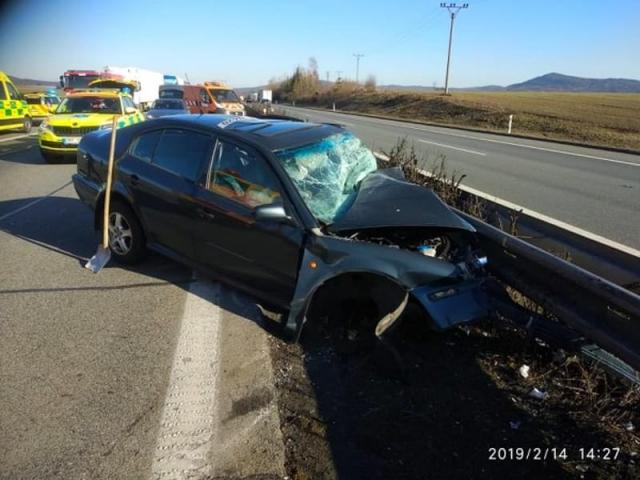 nehoda-jizda-v-protismeru-d5-14_02_2019-1 nehoda-jizda-v-protismeru-d5-14_02_2019-1