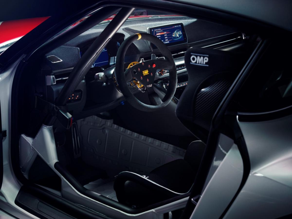 2019_GR Supra GT4 Concept_Interior