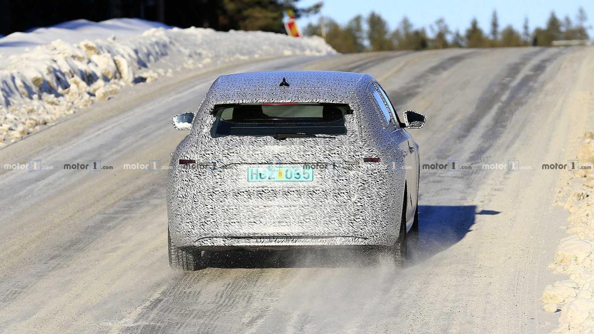 2020-skoda-octavia-combi-spy-foto-testovani-finsko-5
