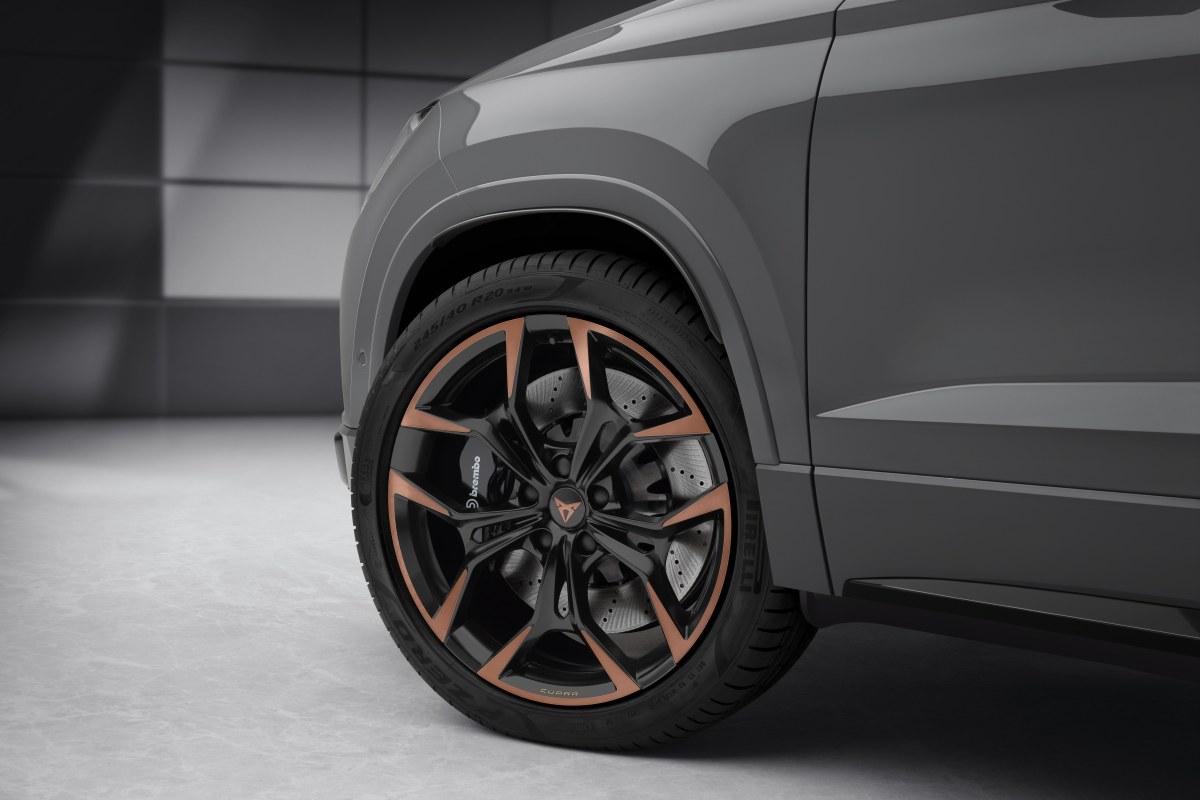 CUPRA-Ateca-Special-Edition-a-unique-vehicle-with-increased-sophistication-and-enhanced-performance_02_HQ