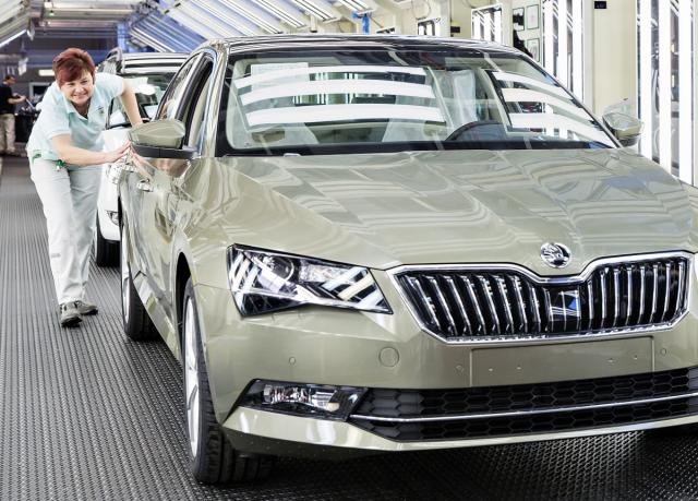 SKODA-Superb-vyroba-tovarna SKODA-Superb-vyroba-tovarna
