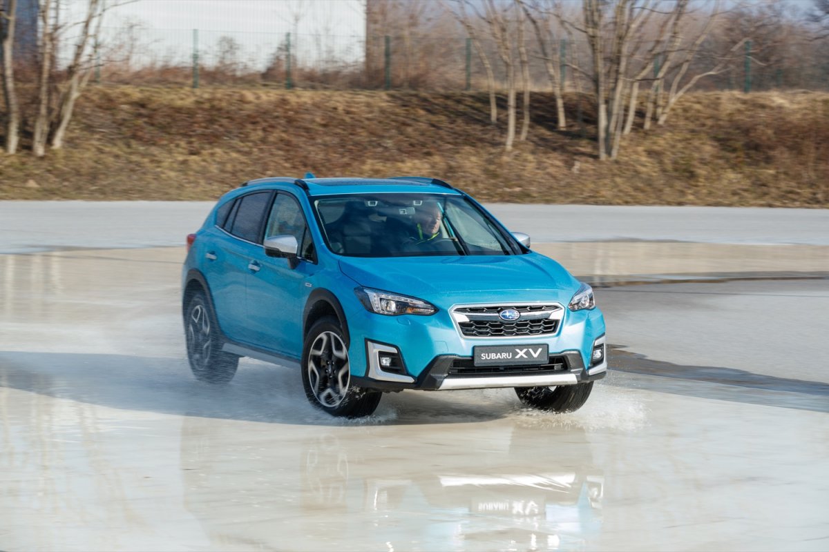 Subaru představuje nový hybrid eBOXER. Dostanou ho jako