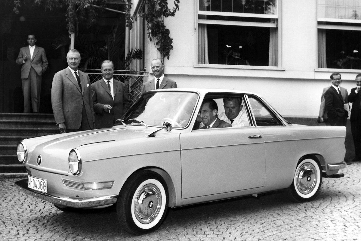 bmw-700-historie- (2)
