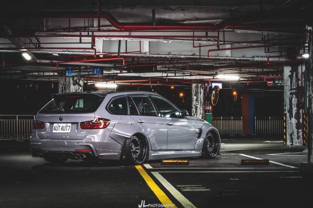 bmw-rady-3-touring-f31-liberty-walk-tuning- (6) bmw-rady-3-touring-f31-liberty-walk-tuning- (6)