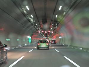 jizda-v-tunelu