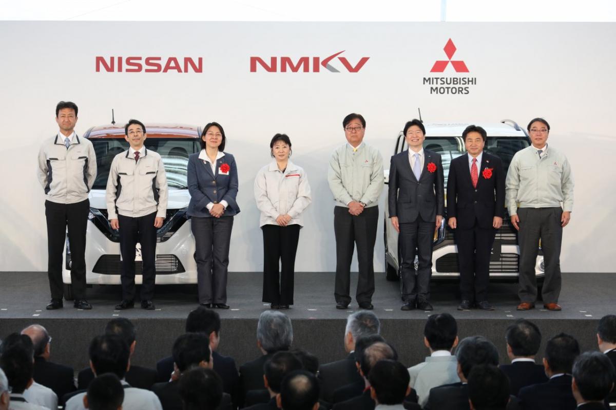 mitsubishi-nissan-kei-car- (2)