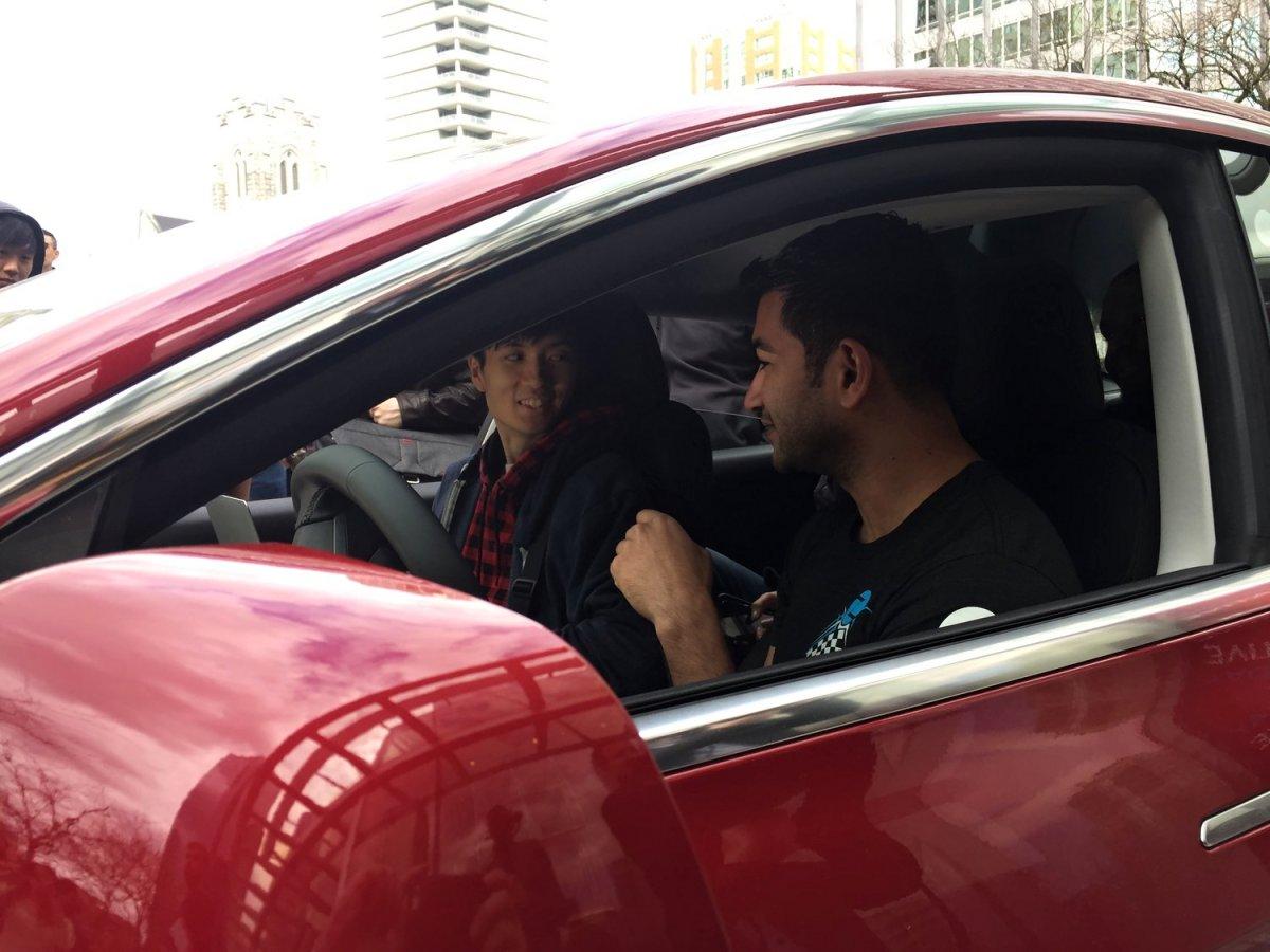 pwn2own-2019-tesla-model-3-elektromobil-2