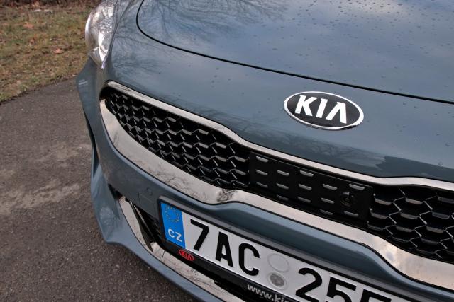 test-2019-kia-stinger-22-crdi-rwd-at- (18) test-2019-kia-stinger-22-crdi-rwd-at- (18)