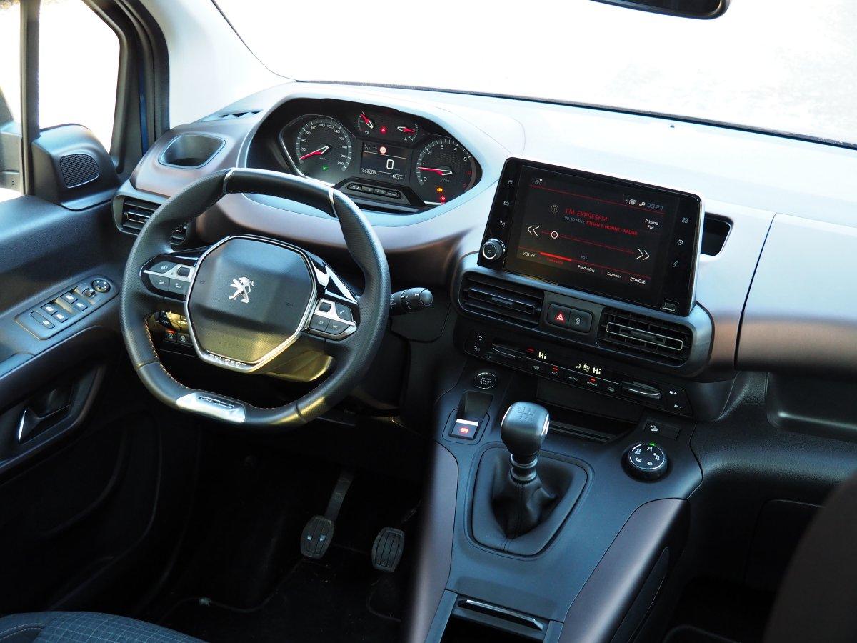 test-2019-peugeot-rifter- (16)