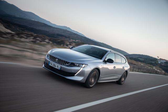Ilustr-foto_2-stupen-autonom-Peugeot-508SW Ilustr-foto_2-stupen-autonom-Peugeot-508SW