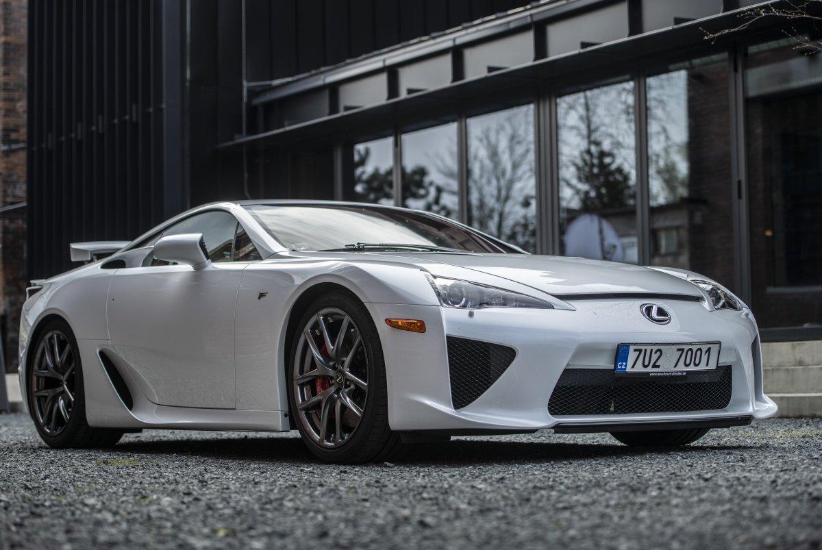 lexus-lfa- (3)