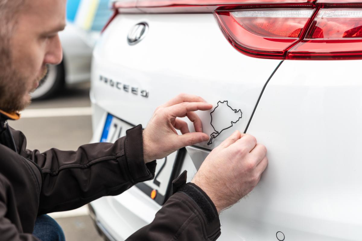 prvni-jizda-2019-kia-proceed-gt-nurburgring- (25)