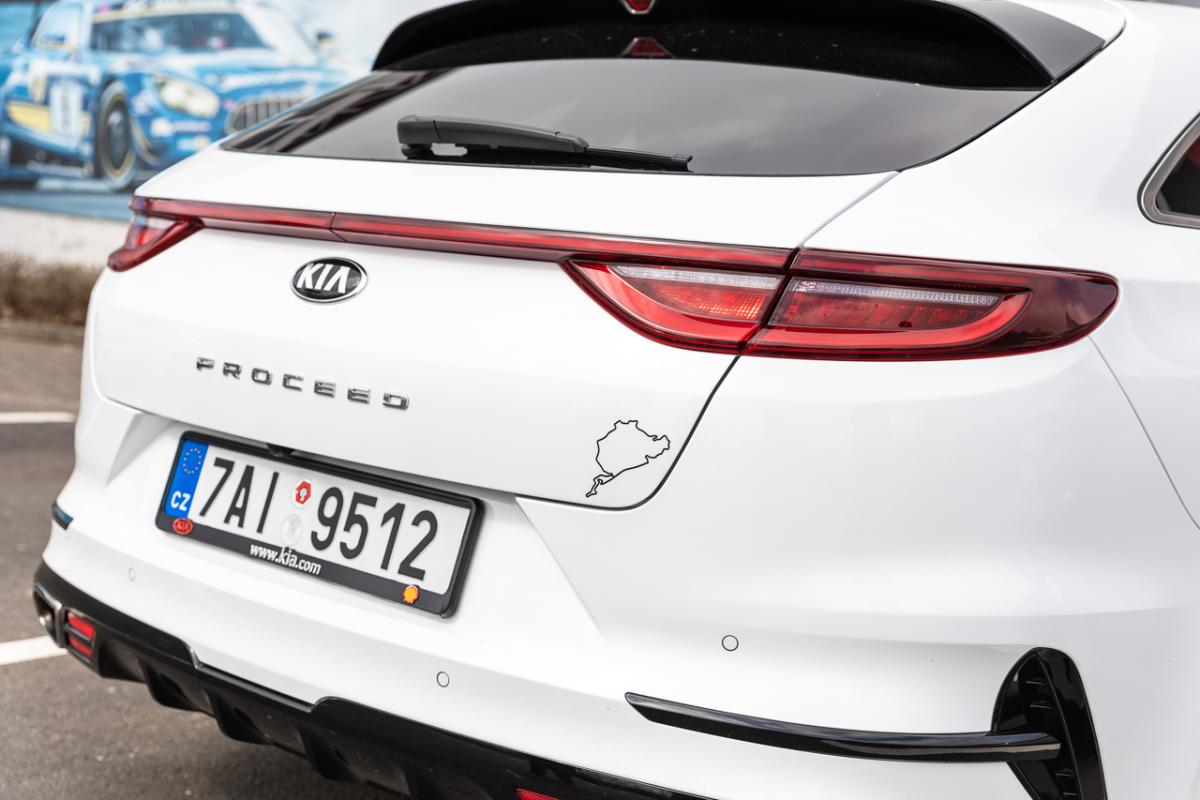 prvni-jizda-2019-kia-proceed-gt-nurburgring- (28)