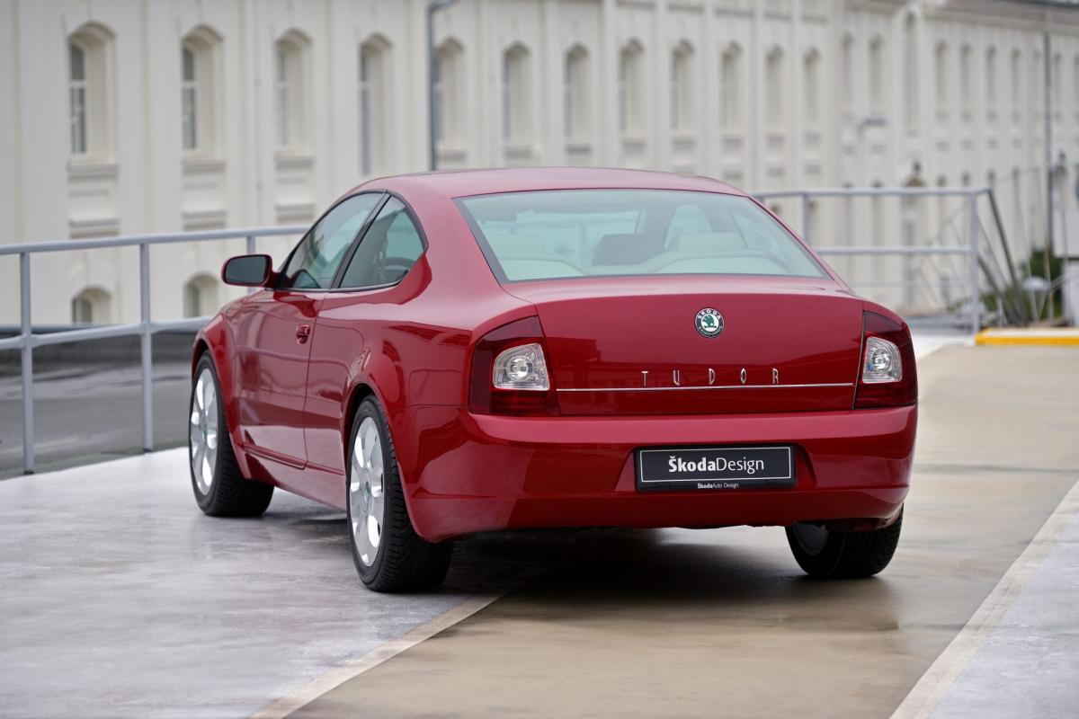 skoda-tudor-2002-back-rear-1920x1280