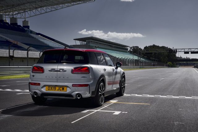 2019-MINI-John-Cooper-Works-Clubman- (26) 2019-MINI-John-Cooper-Works-Clubman- (26)