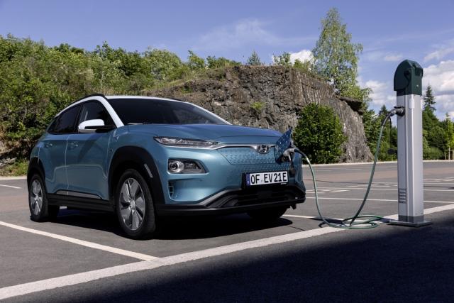 2019-facelift-Hyundai-KONA-Electric-01 2019-facelift-Hyundai-KONA-Electric-01