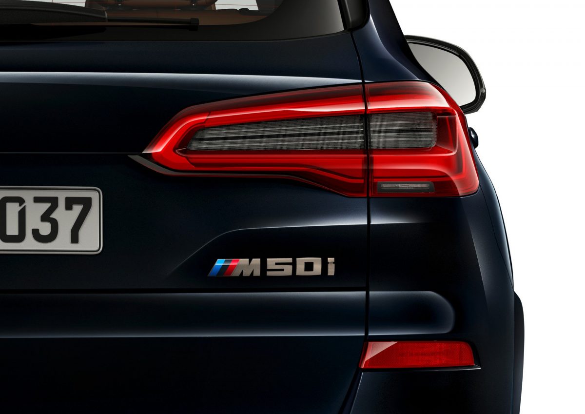 2020-bmw-x5-x7-m50i- (6)