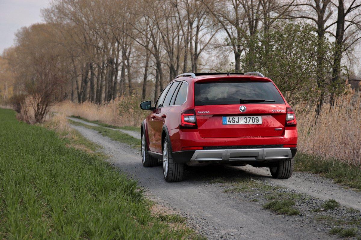Test-2019-Skoda-Octavia-Scout-20-TDI-140-kW-DSG-4x4- (13)
