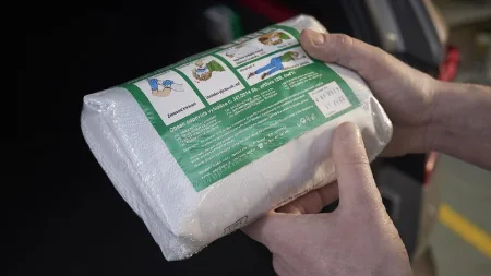 Každý řidič doufá, že ji nikdy nebude potřebovat. Přesto ale musí být lékárnička v pořádku, a hlavně v autě