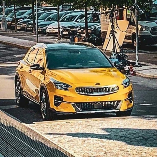 kia-xceed-spy-foto-1- (1) kia-xceed-spy-foto-1- (1)