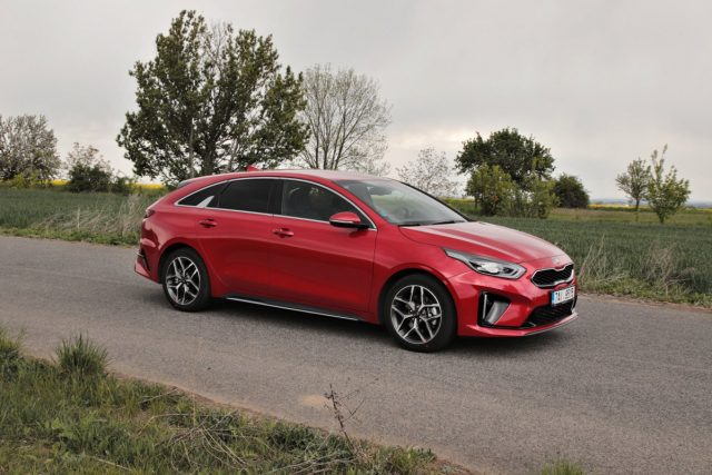 test-2019-kia-proceed-gt-line-14-t-gdi-7dct- (3) test-2019-kia-proceed-gt-line-14-t-gdi-7dct- (3)