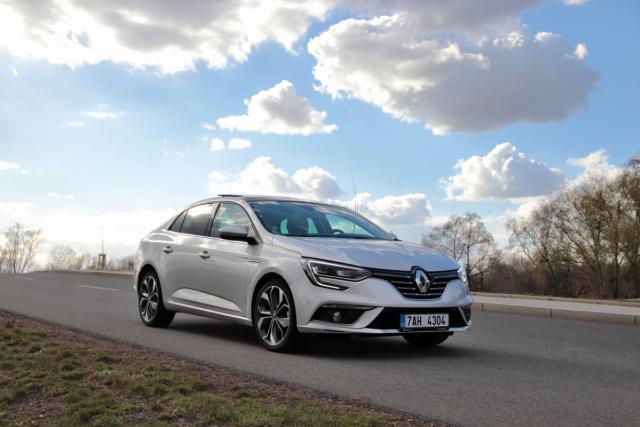 test-renault-megane-grandcoupe-13-tce-140-sedan- (2) test-renault-megane-grandcoupe-13-tce-140-sedan- (2)