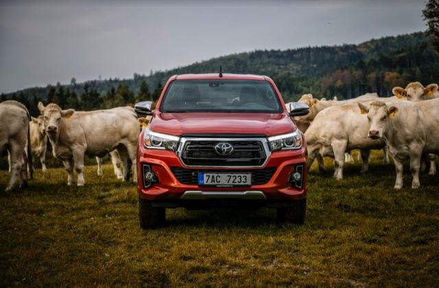 toyota-Hilux toyota-Hilux