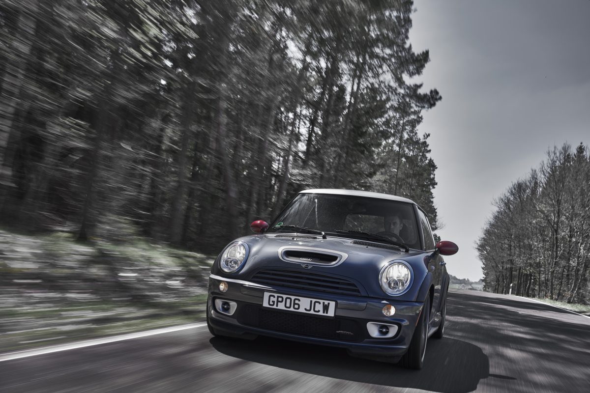2006-MINI-John-Cooper-Works-GP- (5)