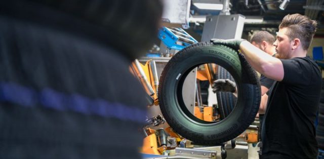 GERMANY: Reifen , Reifenproduktion am 24.10.2018 im Werk der Continental AG in Korbach Foto: Sascha Schuermann