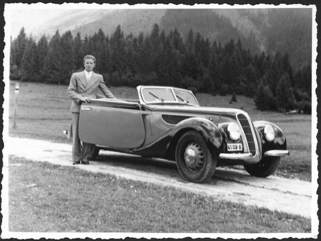 veteran-BMW-327-eduard-ecke-BMW-Group-Classic- (1) veteran-BMW-327-eduard-ecke-BMW-Group-Classic- (1)