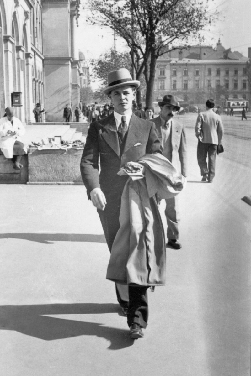 veteran-BMW-327-eduard-ecke-BMW-Group-Classic- (4)