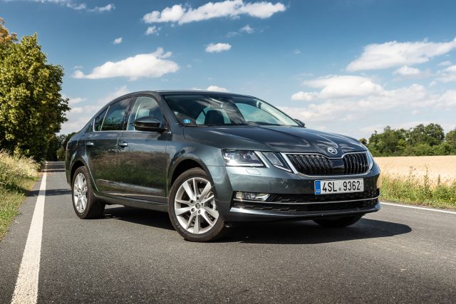 test skoda octavia 1,0 tsi 85 kW test skoda octavia 1,0 tsi 85 kW