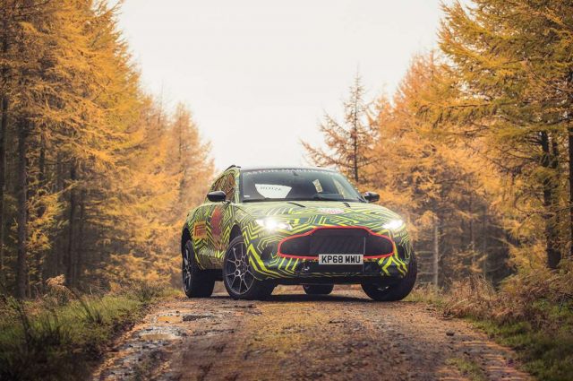 aston-martin-dbx