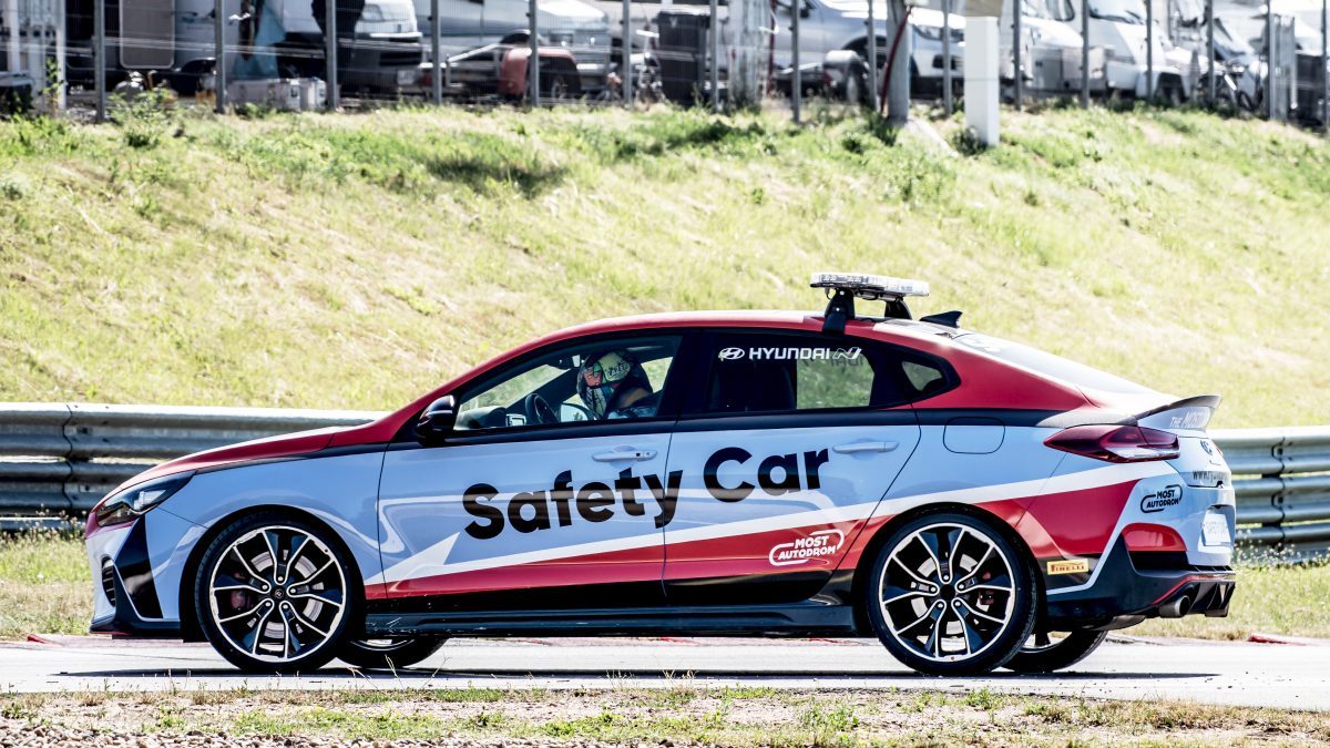hyundai-i30-n-safety-car-autodrom-most- (3)