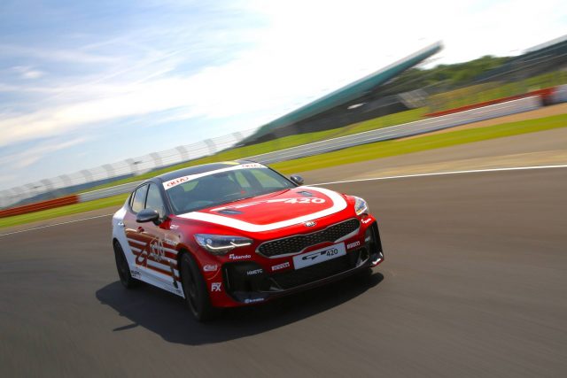 kia-stinger-gt420- (20) kia-stinger-gt420- (20)